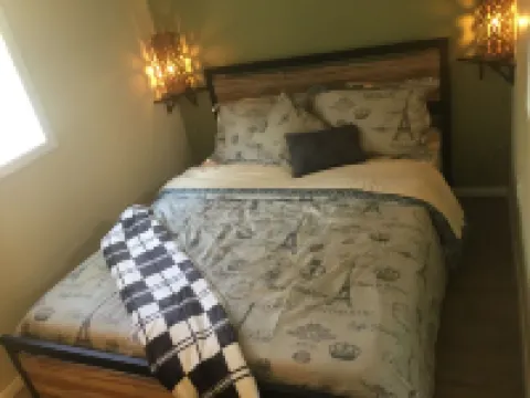 Mid-Century Tiny House in the heart of New River Gorge National Park