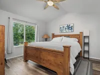 Warm & Welcoming Solar Home on Keizer Quiet Lane