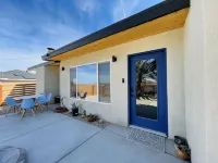 Peaceful Paradise! 2 Miles from Joshua Tree NP