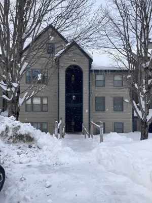Okemo Ski in-Ski out @ Winterplace, 3 bdr, 2 ba Condo with Pool, Hot Tub, W/D Hotels near Okemo Mountain Resort