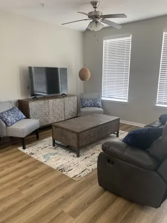 Oxford Townhouse 4 Bedrooms 4 Bathrooms with Garage