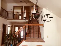 Beautiful 5 Bedroom House in Hidden Valley