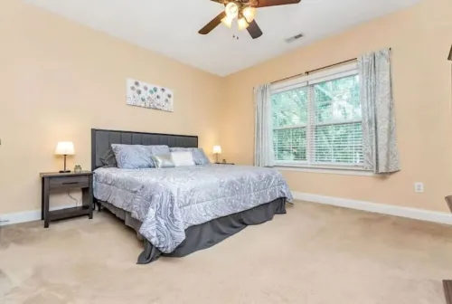 2 Bedroom Lake Norman Condo POOL