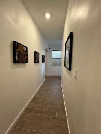 Luxurious 3BR/3BA Getaway Home with Dual Living Spaces in SW Bakersfield