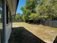 Seaside Serenity: Your Perfect Beach Getaway 15 Min for Sunset Beach