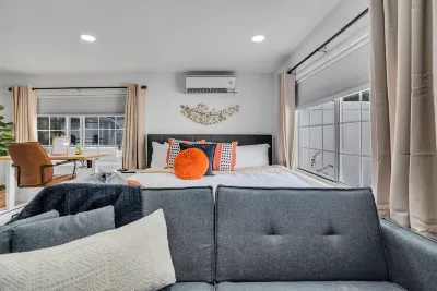 Tampa's Hidden Gem - 1BR/1BA Guest Suite