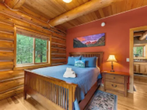 Bailey Bear Haus - Colorado Mountain Log Cabin Getaway. Pet friendly! Hotels in Bailey