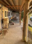 Cozy apartment on Keuka Lake, close to Keuka College, wineries and breweries.