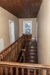 Historic 4 bedroom house with hot tub-great location