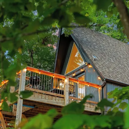 Views! Lux A-Frame w/ Private Hot Tub and Fire Pit. King Beds!