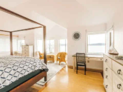 Beautiful Sound View Guesthouse Hotels in Mukilteo