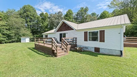 Peaceful, serene retreat in the beautiful mountains of Western NC - Waynesville.