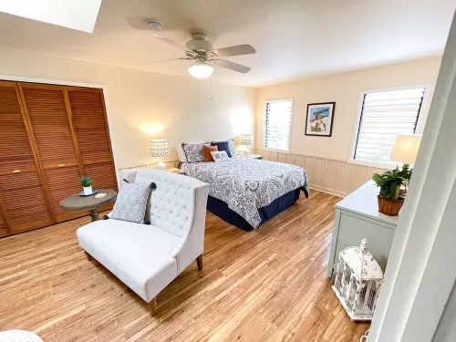 Beachside Cottage surrounded by coffee trees but minutes from the beaches