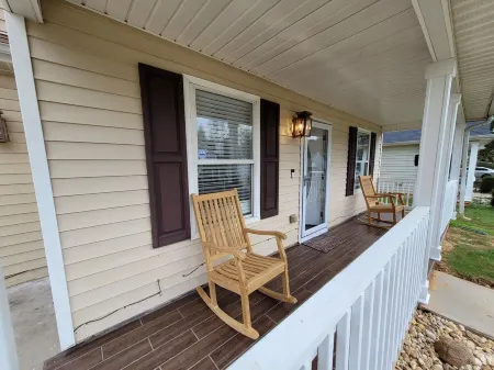 Luxury in Stockbridge Отели рядом с достопримечательностью «Eagles Landing Country Club»