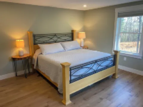 Spacious 2 Bedroom Apartment on Rural, Wooded Property.  King Bed