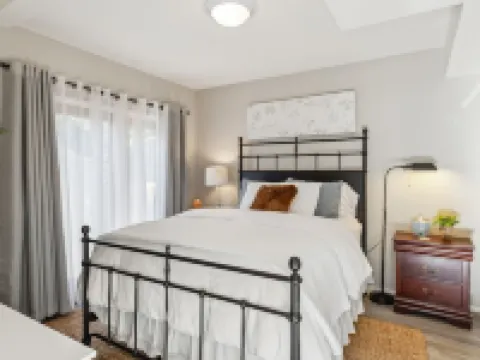 Luxury Spa Retreat Guest House with Ocean View Hotels in Moss Beach