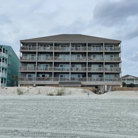 Beautiful Ocean Front Condo Garden City SC