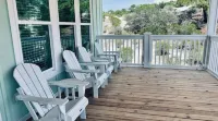Dasoto Landing, A gated community with 3 min walk to pool, tennis court & beach.
