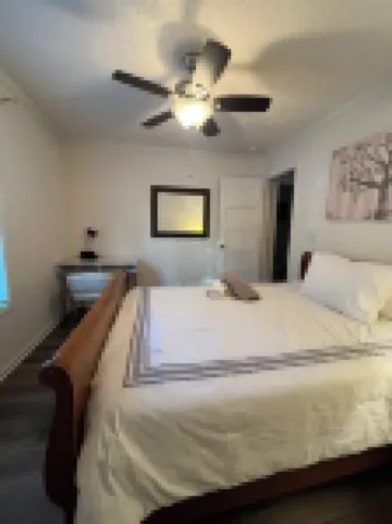 Beautiful, Cozy home in Concord providing a spacious & tranquil retreat