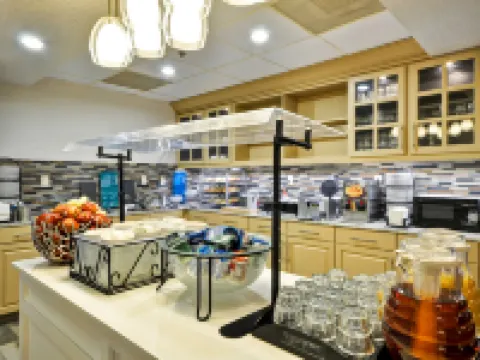 Homewood Suites by Hilton Phoenix - Biltmore Hotels in Maricopa County