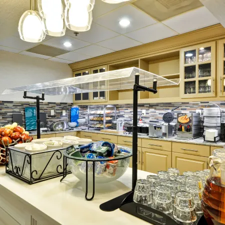 Homewood Suites by Hilton Phoenix - Biltmore