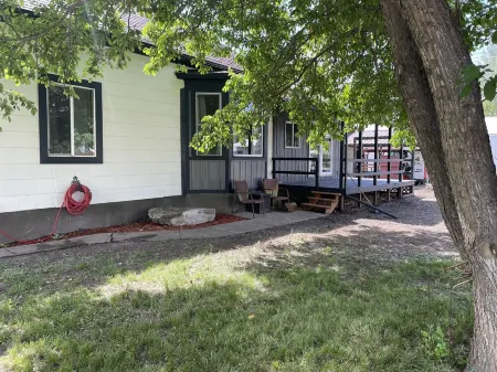 Hunter’s Den & Beyond Отели в г. Форсайт