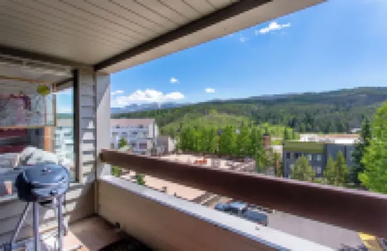 NEW! Luxury Penthouse 4BR/3BA Condo In Heart Of Downtown Winter Park