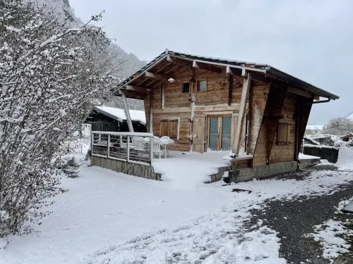 Chalet near hiking trails and Lake Annecy greenway