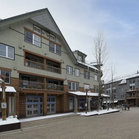 No MGMT Fees! Renovated 2 Bdrm in River Run!