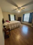 Charming country home with WiFi,  AC in marvelous Elgin