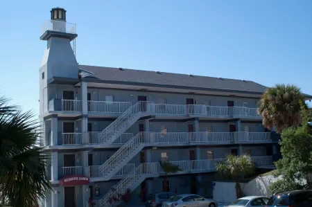 NEW COMPLETE REMODEL, MELBOURNE HARBOUR VIEWS Отели рядом с достопримечательностью «Крейн Крик Променад»