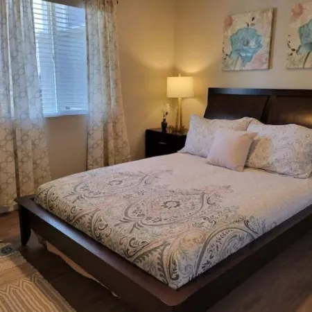 Charming 2 bed in Westminster