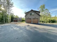 Hot Tub, Fire Pit, Sports Club, Near Attitash Hotels in 