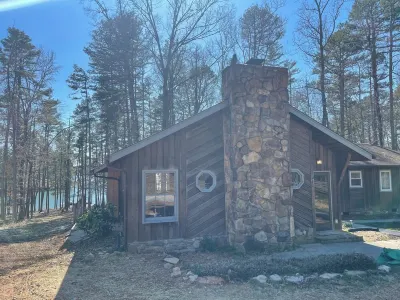 Cozy 3-bedroom Lake Hartwell  Close to Clemson & Green Pond Landing Hotels near Anderson Jockey Lot And Farmers Market