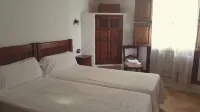 Rural house (full rental) La Venta de Don Alonso Quijano. Pets allowed Hotels near Ruínas ibéricas Cerro de los Conejos