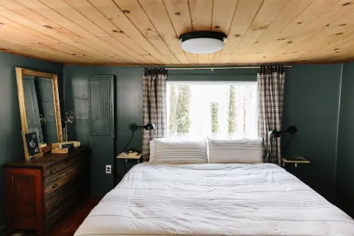 CAPER CABIN at Black Rock Mountain Clayton, GA- A Hiker's Haven