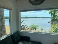 The Eagle's View - Tiny Home 4 Hotels in Bellevue