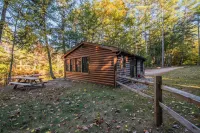 Cozy riverfront cabin on Ossipee River