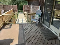 Spacious family Lodge with solar heated pool, hot tub, fire pit and EV charger.