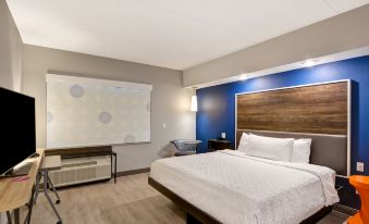 Tru by Hilton Syracuse North Airport Area