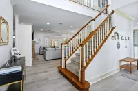 Upscale Comfort in Dripping Springs - The Goodnight House - Spacious 4/3 - Views