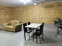 Store that boat inside!  Blocks to boat ramps/Marina & Restaurant