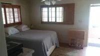 Isabels House - Cozy Desert Retreat