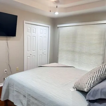 Charming 4beds/2bath Entire Home