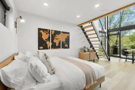 Tree + House at Indian Point