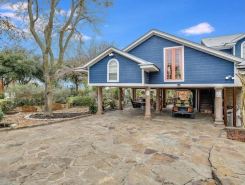 Cozy Oasis in SE Austin