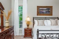 The Falls at Whitetail Ranch - Intimate Retreat