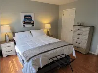 Charming 2 Bedroom 3 bathroom Townhouse, minutes from Saratoga Springs!