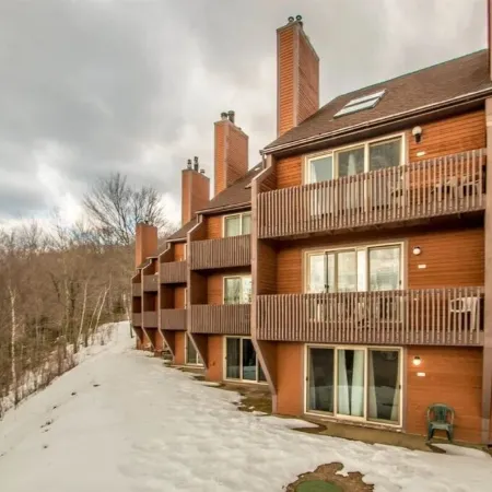 Nordic Chatlet - Pools - Hot Tubs - N Conway - 3 Ski Mtns!