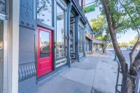 Historic Main Street Loft- 2nd Floor Hotels in Gunnison